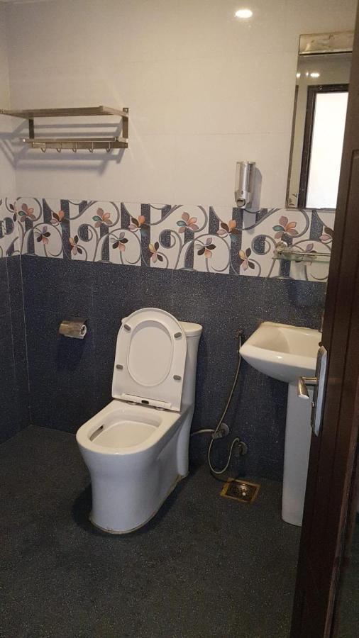 Hotel De Universal Катманду Екстериор снимка